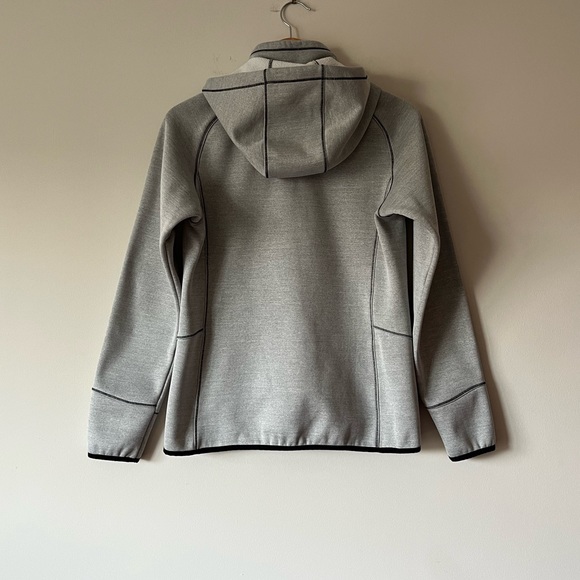 Patagonia Tech Fleece Hoodie - Picture 8 of 15